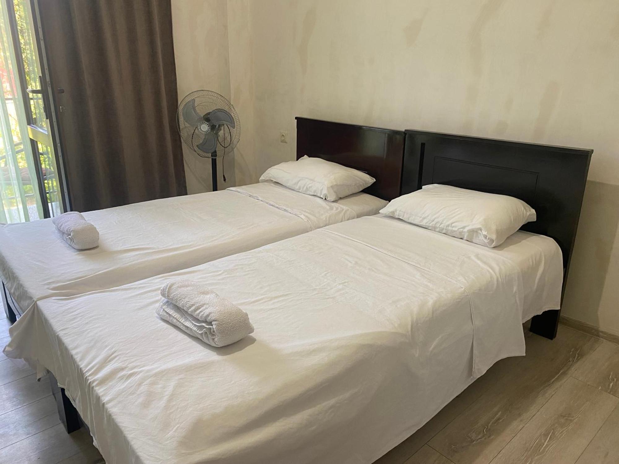 Family Hotel Our House Tsikhisdziri  Bagian luar foto